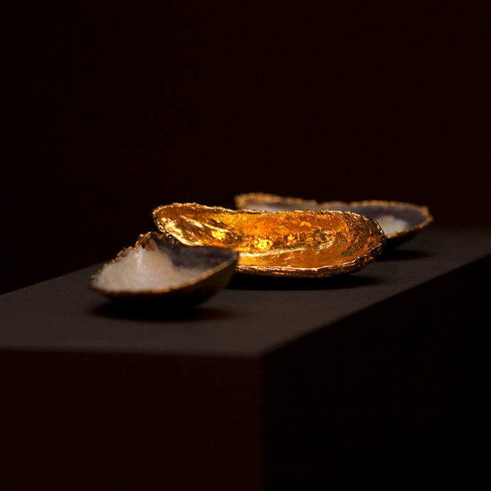 adelman gold mussel ashtray