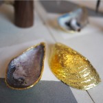 adelman gold mussel ashtray2